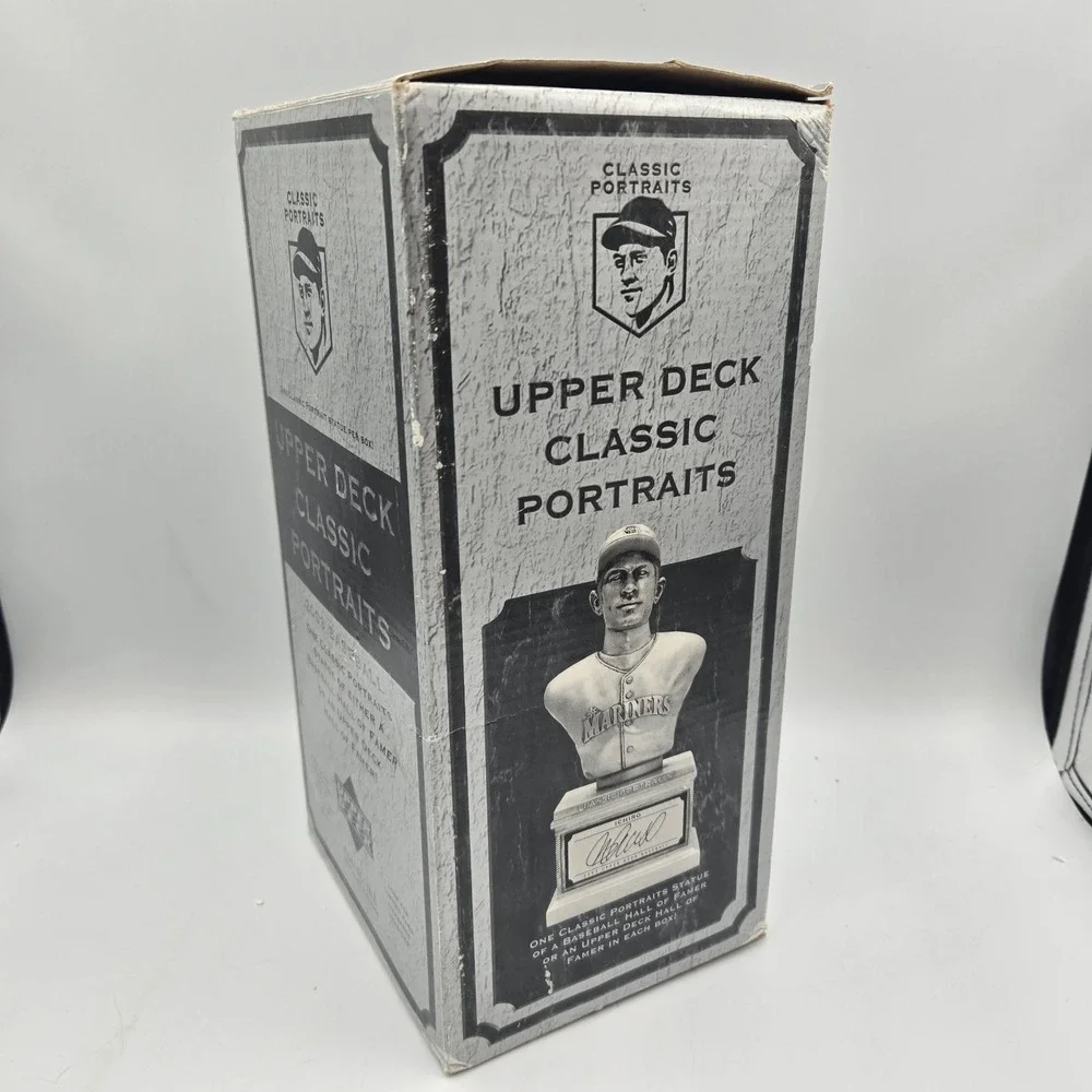 2003 Ted Williams Upper Deck Classic Portraits Collectible Statue Bust Figurine